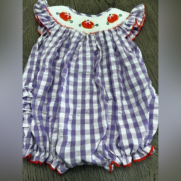 seven lantern lane Other - Seven lantern lane smocked bubble